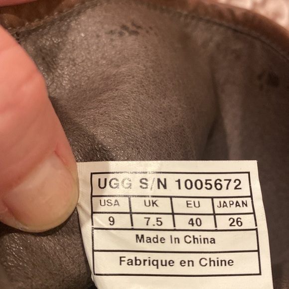 UGG Australia Frances Women’s Brown Leather Two Buckle Short Size   NWOT - Picture 14 of 14